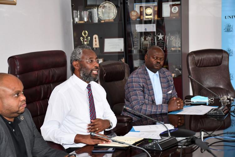 The VC Prof Stephen Kiama, Director Advancement, Mr Brian Ouma (R) and Mr. Wachira Gichu (L) from ALA during the collaborative agreement signing with Da An Gene